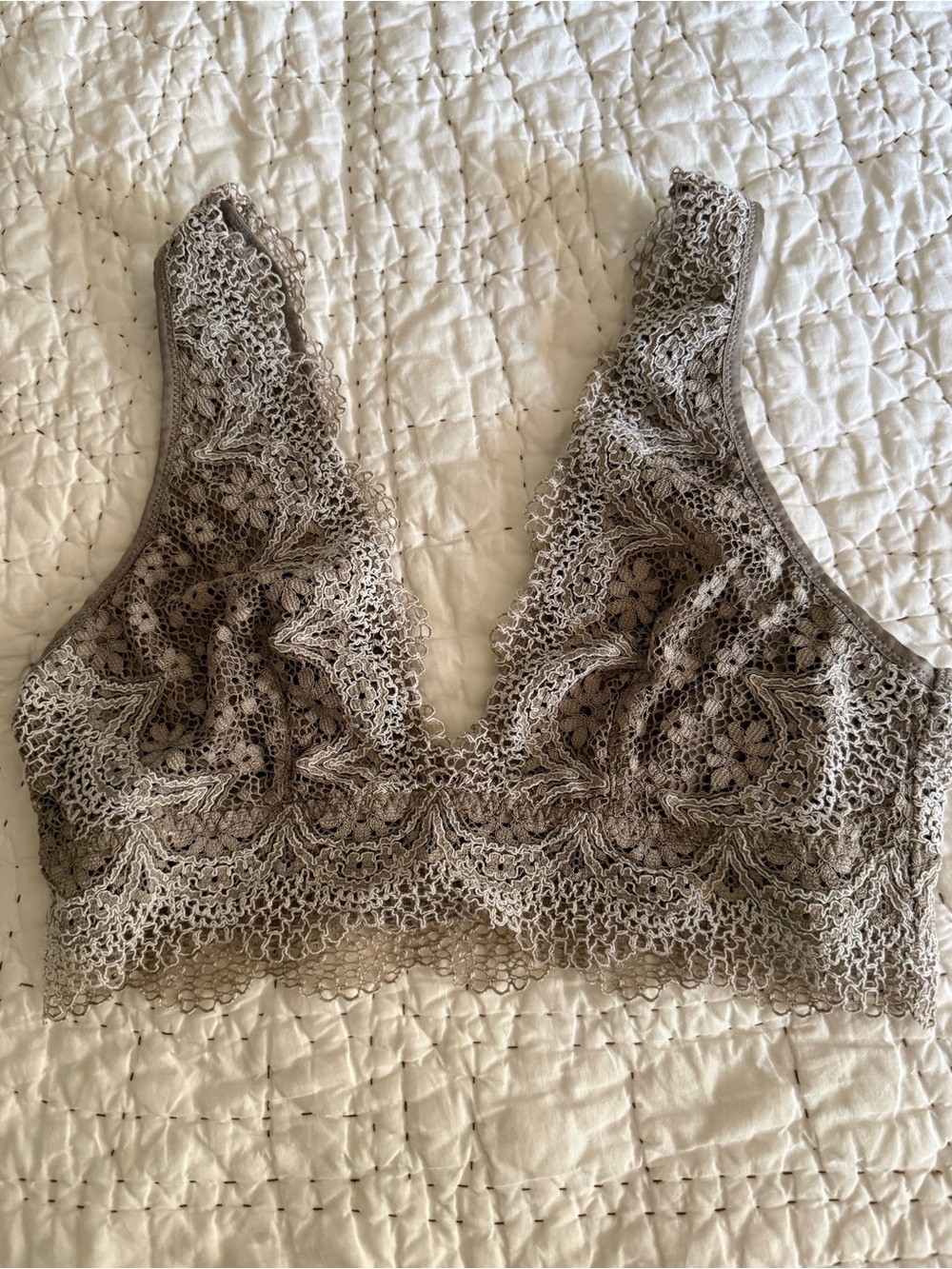 Victoria's Secret Lace Bralette Large